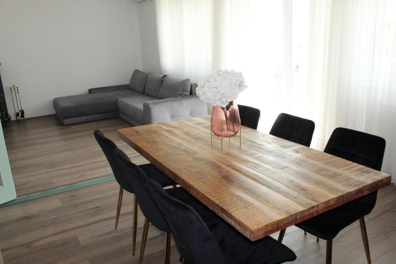 Sunny House Apartman Szeged Eksteriør bilde
