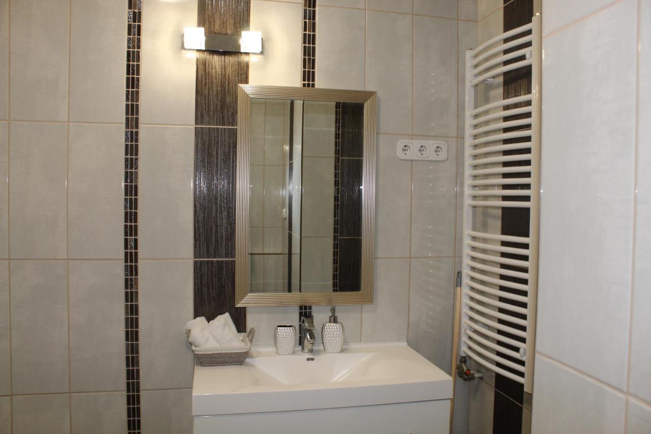 Sunny House Apartman Szeged Eksteriør bilde